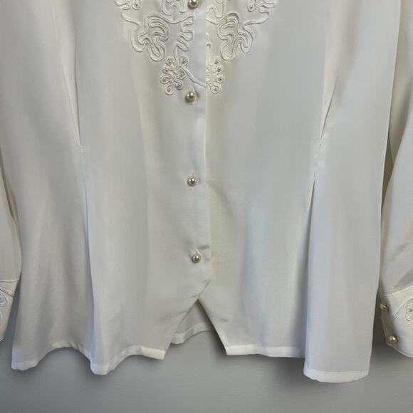 Vintage 80s Embroidered Blouse Medium White Edwardian Romantic Pearl Buttons - Picture 6 of 8